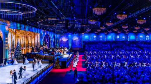 AndrÃ© Rieuâ€™s White Christmas Image